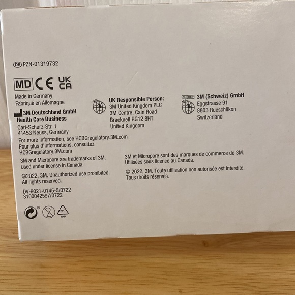 COPY - 3M Micropore Tape - Picture 6 of 8